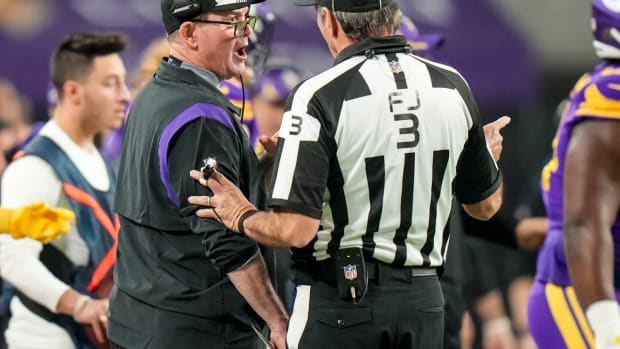 Dec 9, 2021; Minneapolis, Minnesota, USA; Minnesota Vikings head coach Mike Zimmer (left) argues a call during the first quarter against the Pittsburgh Steelers at U.S. Bank Stadium. Mandatory Credit: Brace Hemmelgarn-USA TODAY Sports